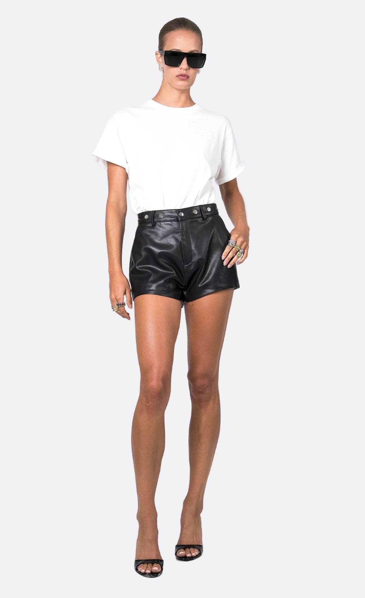 Arden Shorts | Black