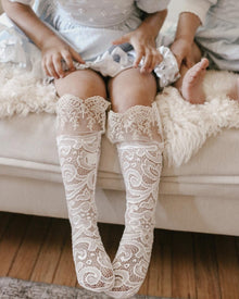 Girl | Aida Lace and Socks | White x Gold