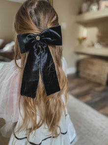 Girl | Aurora Ceremony Velvet Hair Bow | Black
