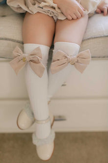 Girl | Emma Linen Bow Socks Beige Bow | White x Beige
