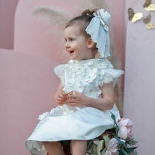 Girl | Sienna Flower Pleated Hair Bow | White