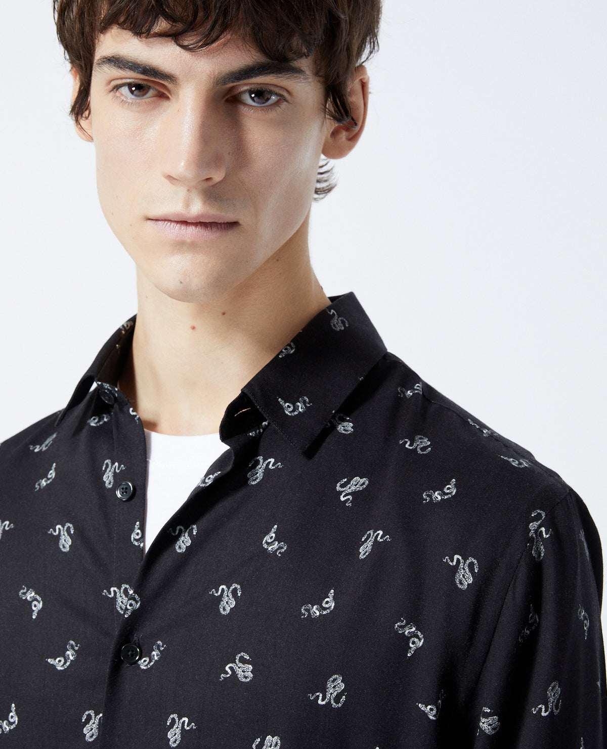 Classic-Collar Shirt With Motif | Men | Black x White