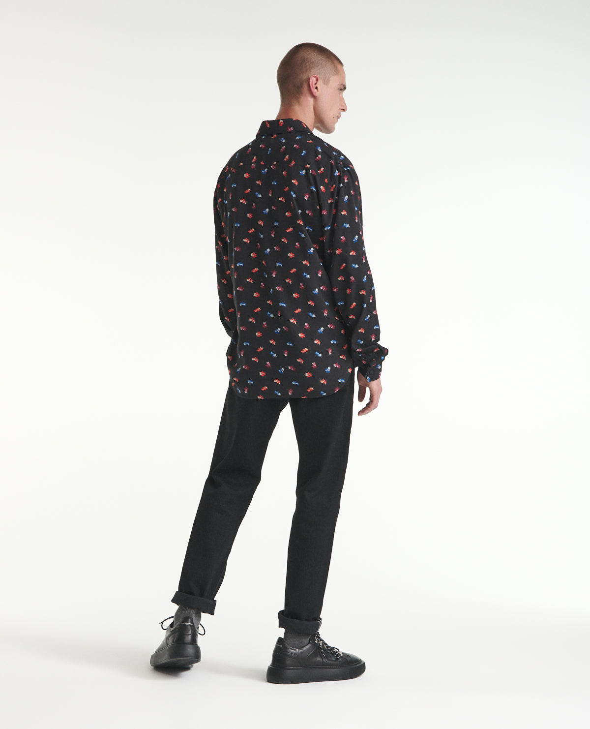 Flowing Printed Shirt Colored Floral Print | Men | Black Red Blue