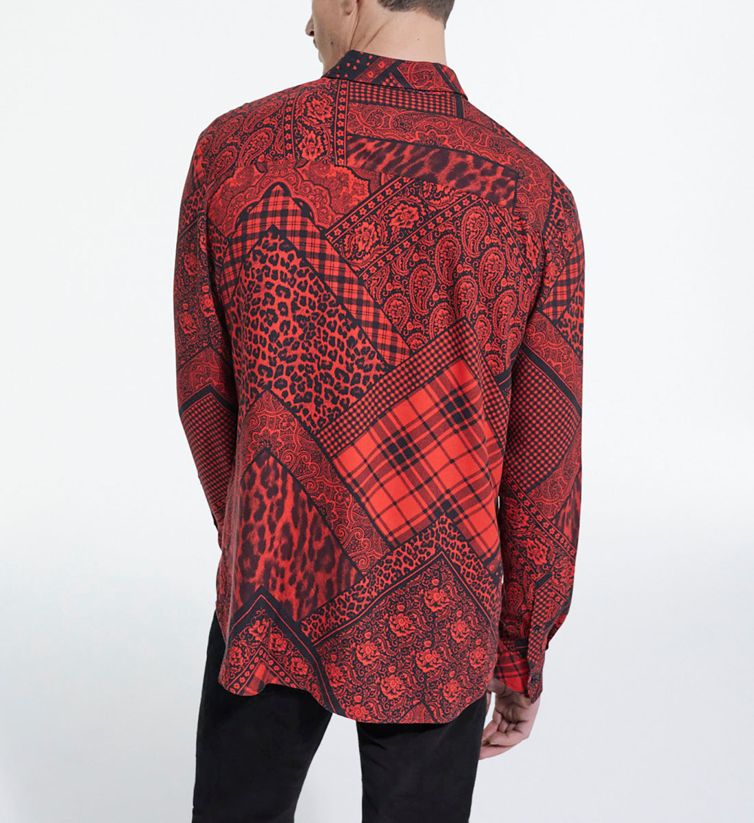 Printed Shirt With Classic Collar | Men | Black x Red