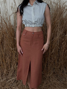 Front Slit Skirt | Bran