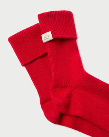 Color: Red