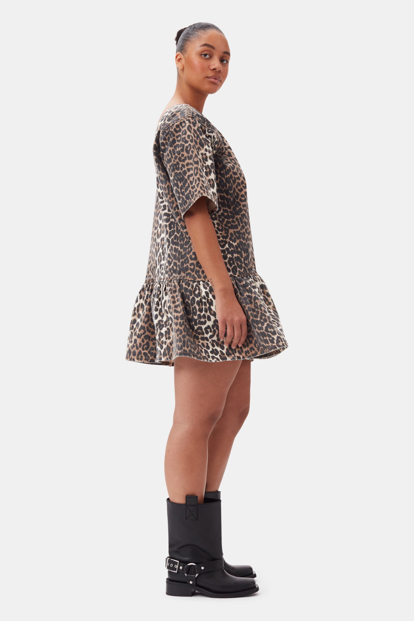 Print Denim Slip-On style Open-Back Mini Dress | Leopard