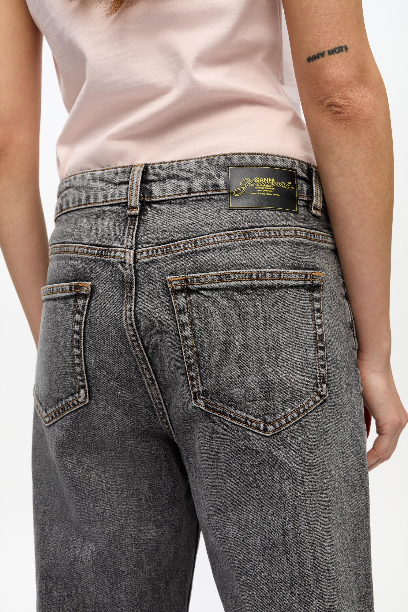 Izey Jeans | Black Washed