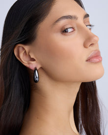 Dylan Huggies earring - front view | gold huggie earrings