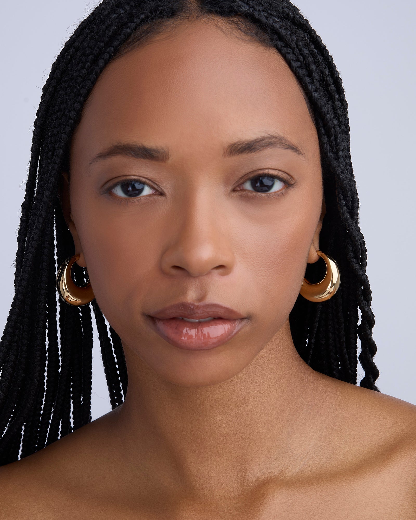 Dylan Huggies earring - worn look | gold huggie earrings