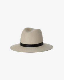 Corinne Hat - Janessa Leone