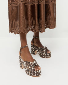Color: Leopard