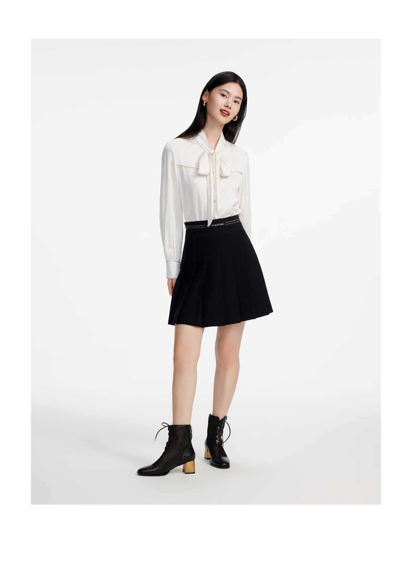 Lace-up Collar Shirt | Beige