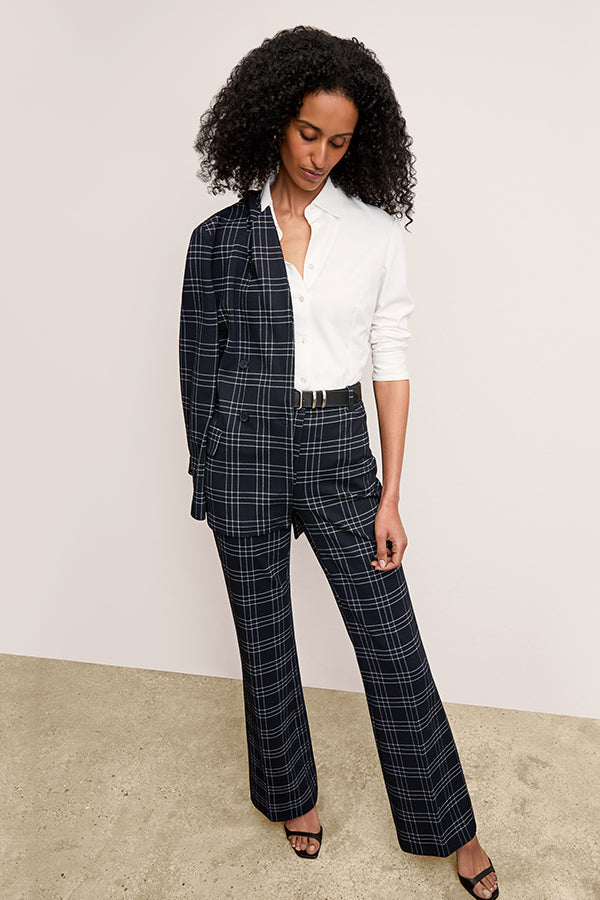 front image of a woman wearing the o'hara blazer in black/white | Exclude 