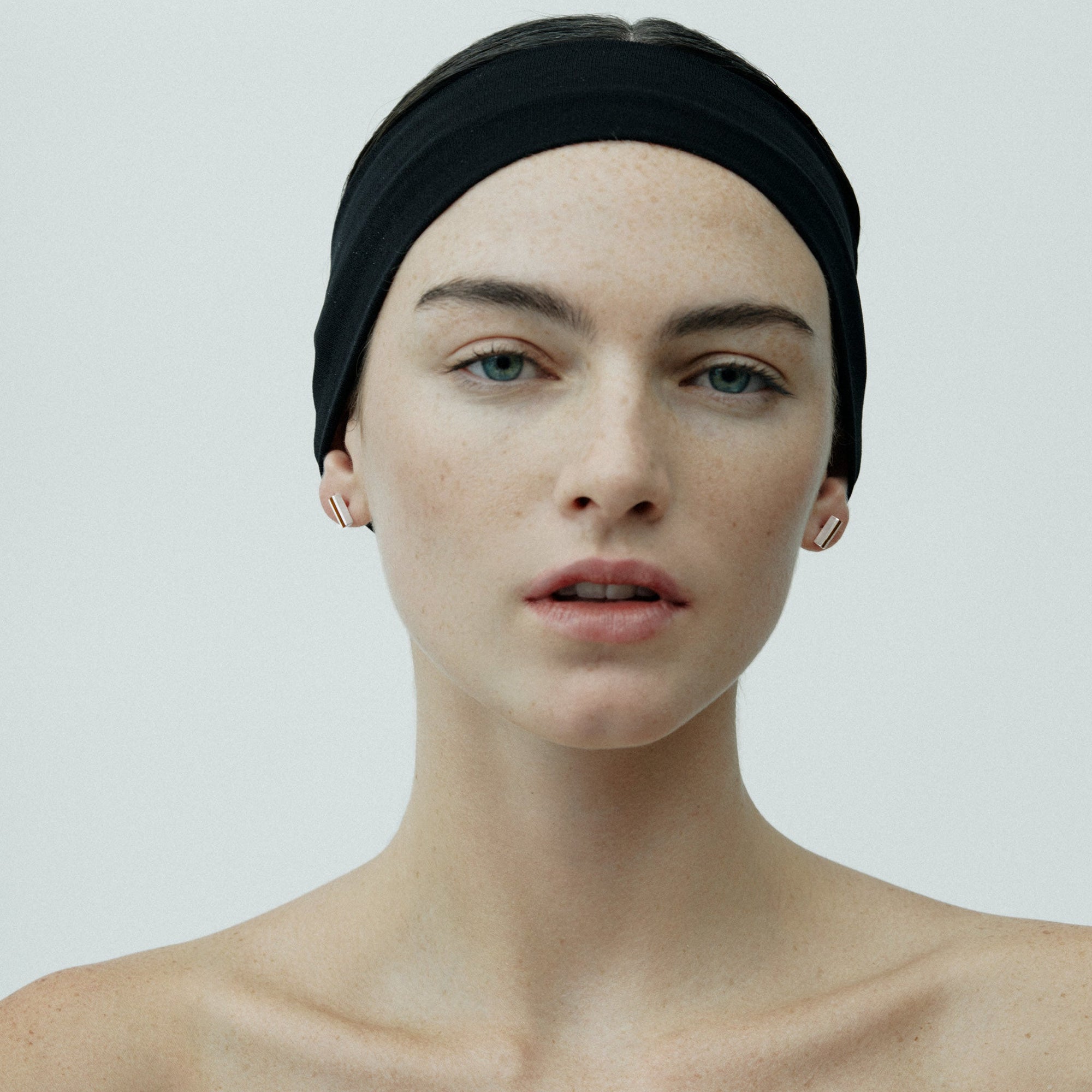 Line Earrings | Silver | Smoky Quartz