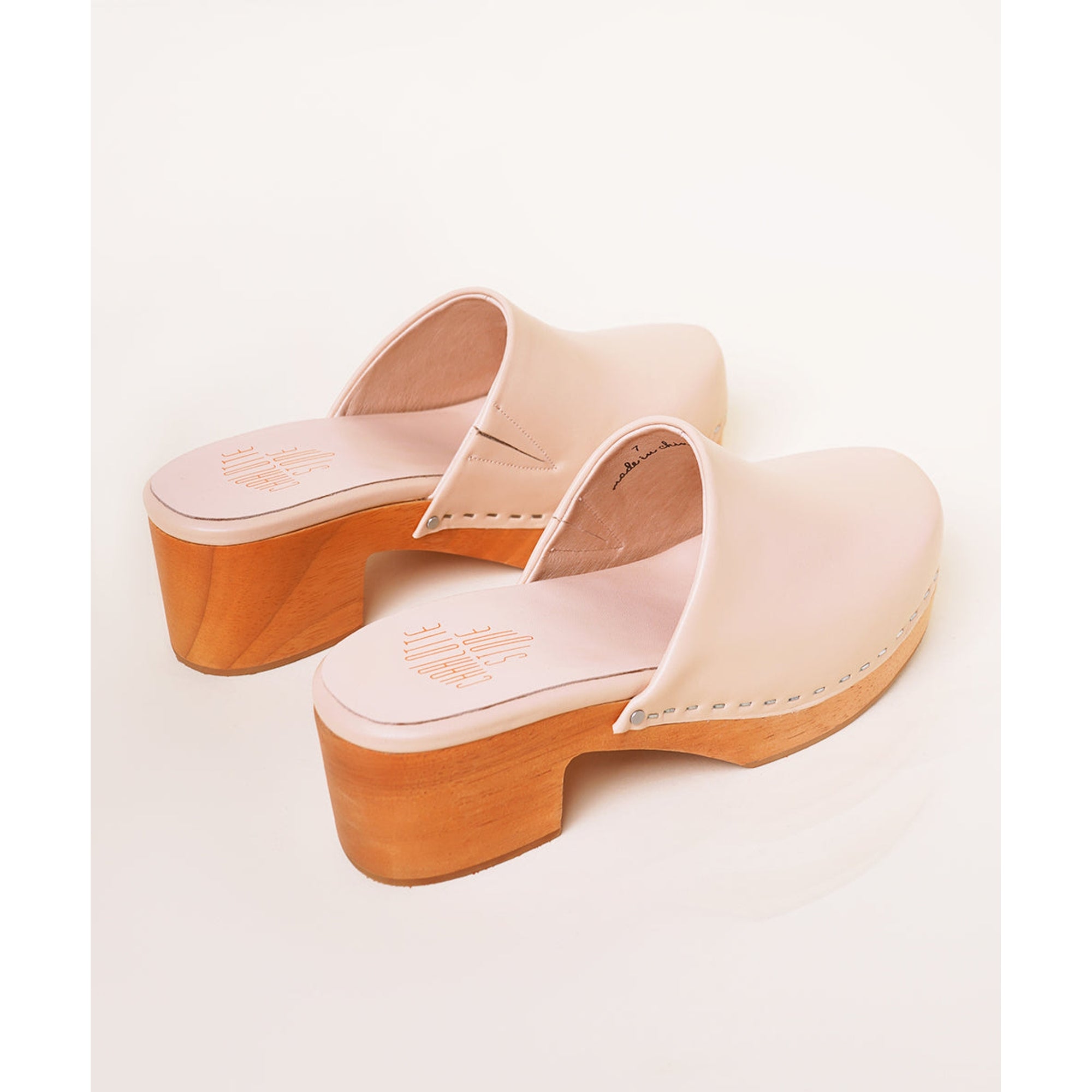 Martino Low Heel Wooden Clog | Bisque