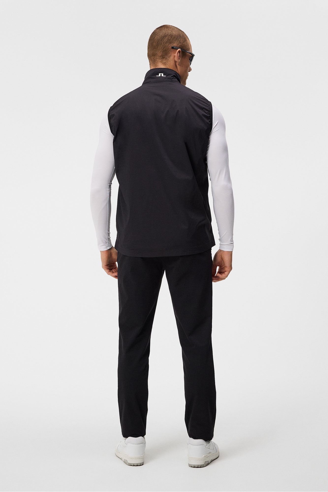 Men | Ash Light Packable Vest | Black