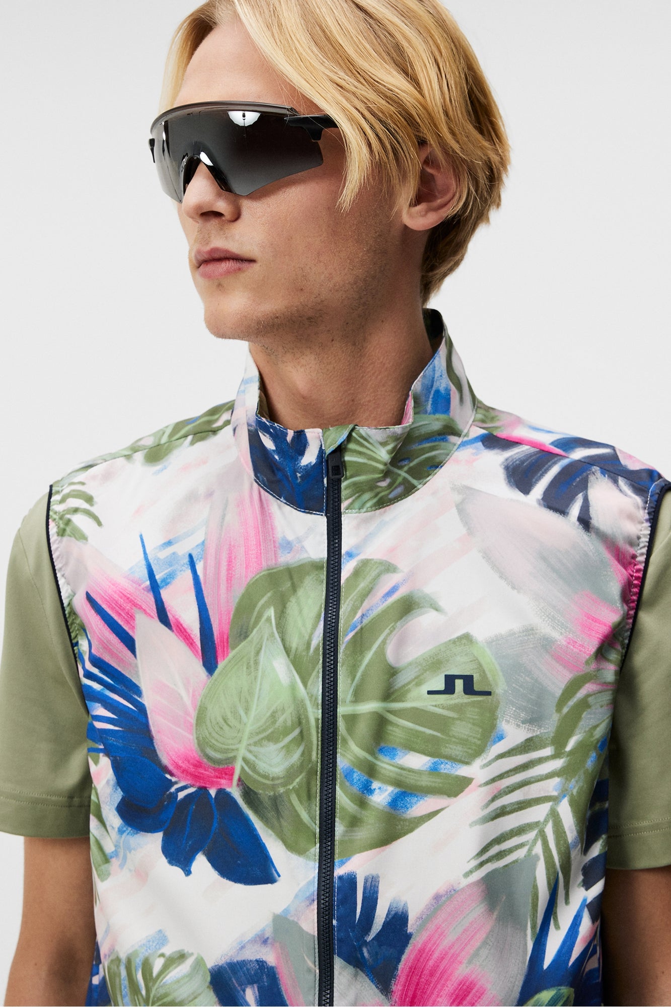 Men | Ash Light Packable Vest Print | Calypso Oil Green