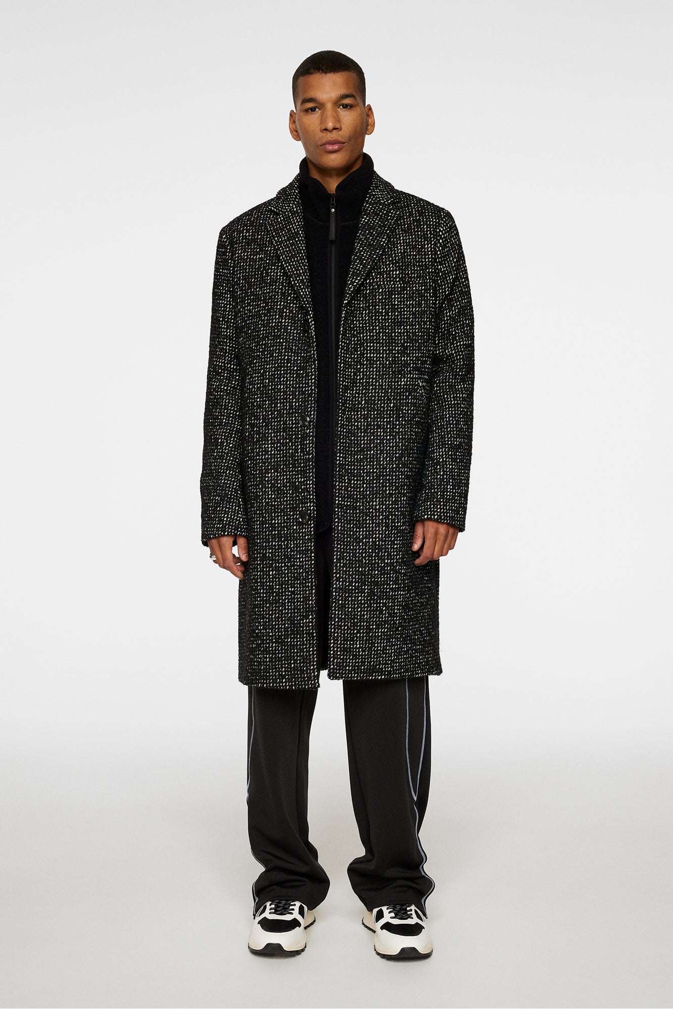 Men | August Wool Coat | Black