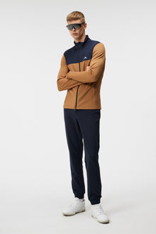 Men | Banks Mid Layer | Chipmunk