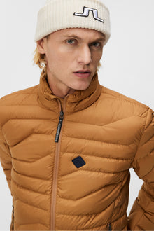 Men | Cliff Light Down Jacket | Chipmunk