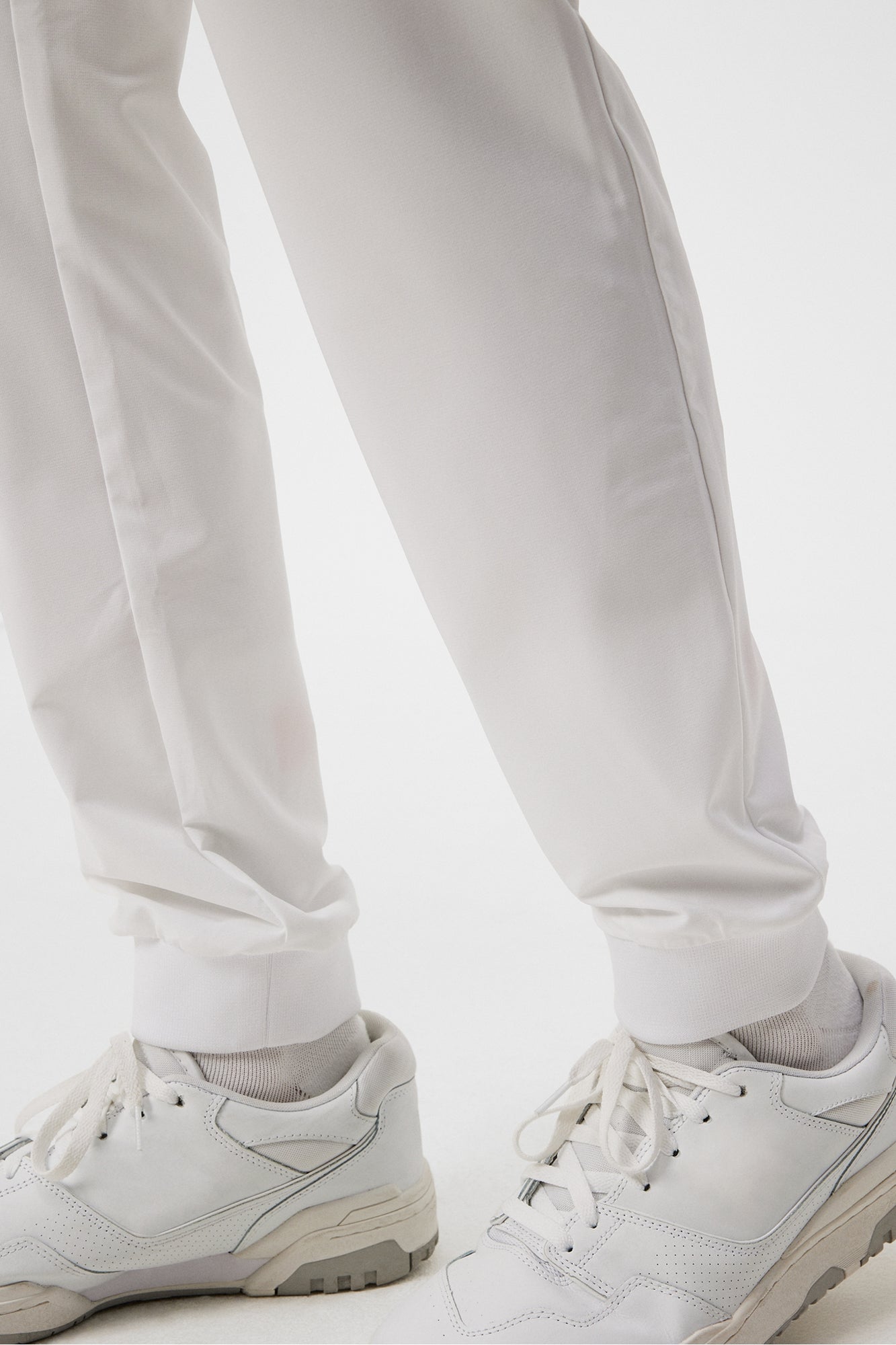 Men | Cuff Jogger Pant | White