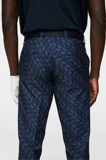 Men | Ellott Print Pant | Bias Bridge Navy