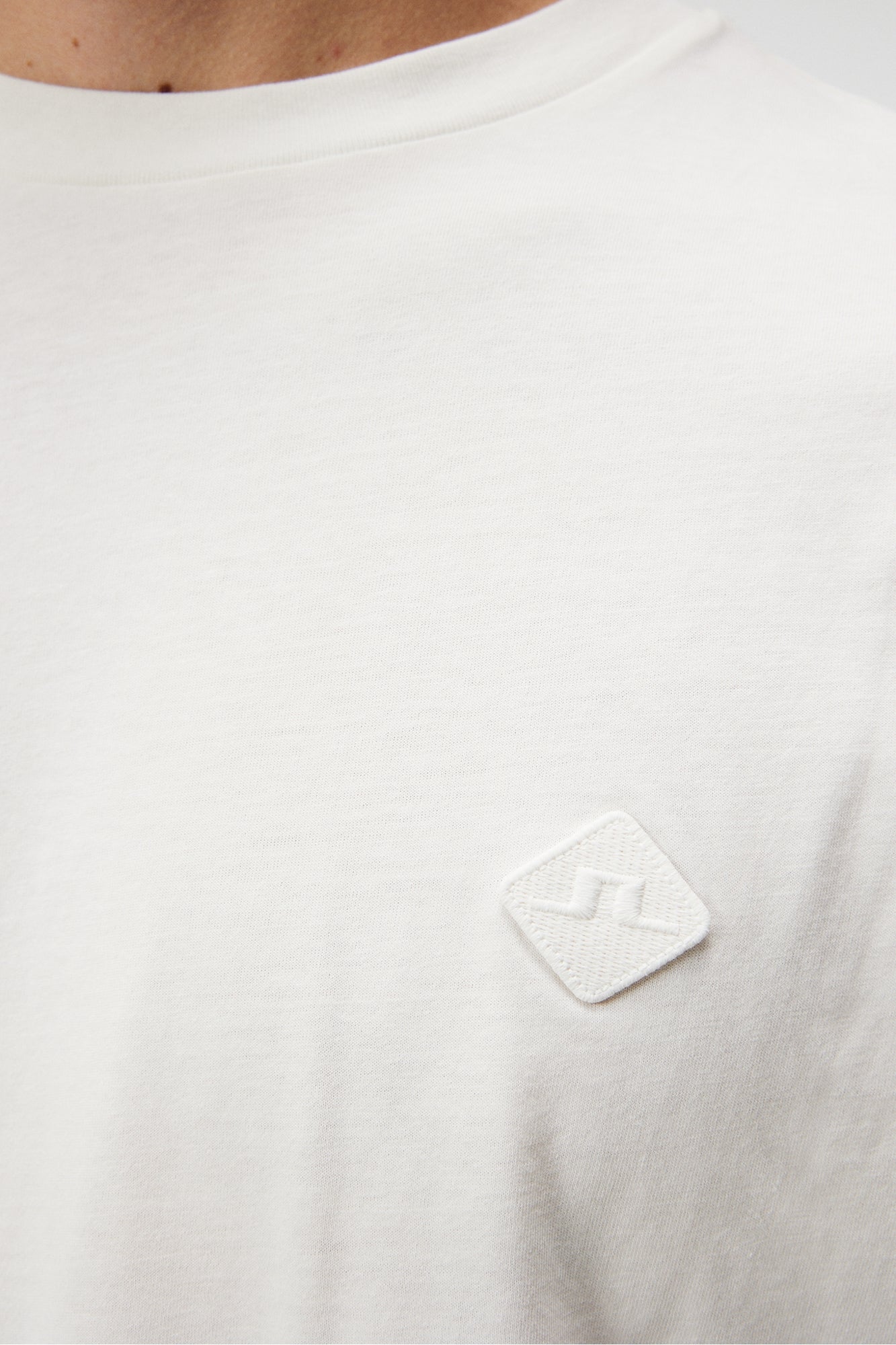 Men | Hale Logo Patch T-Shirt | Cloud White