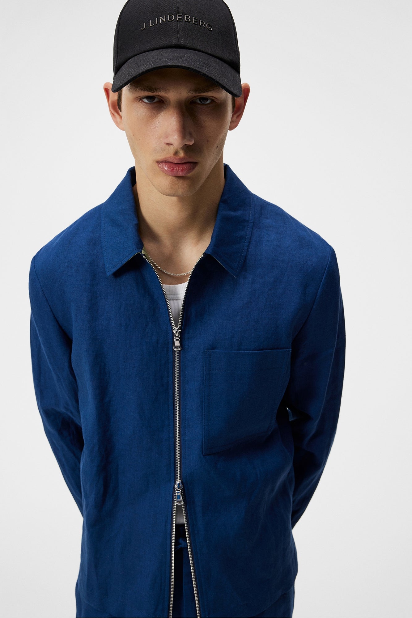 Men | Julius Linen Overshirt | Estate Blue