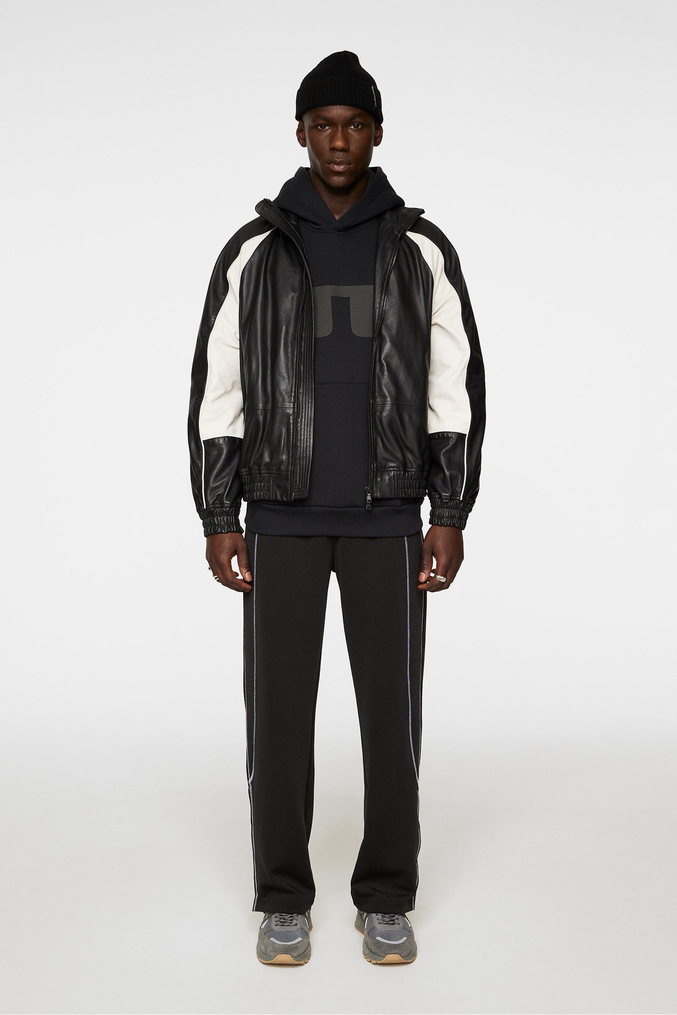 Men | Karson Graphic Hoodie | Black