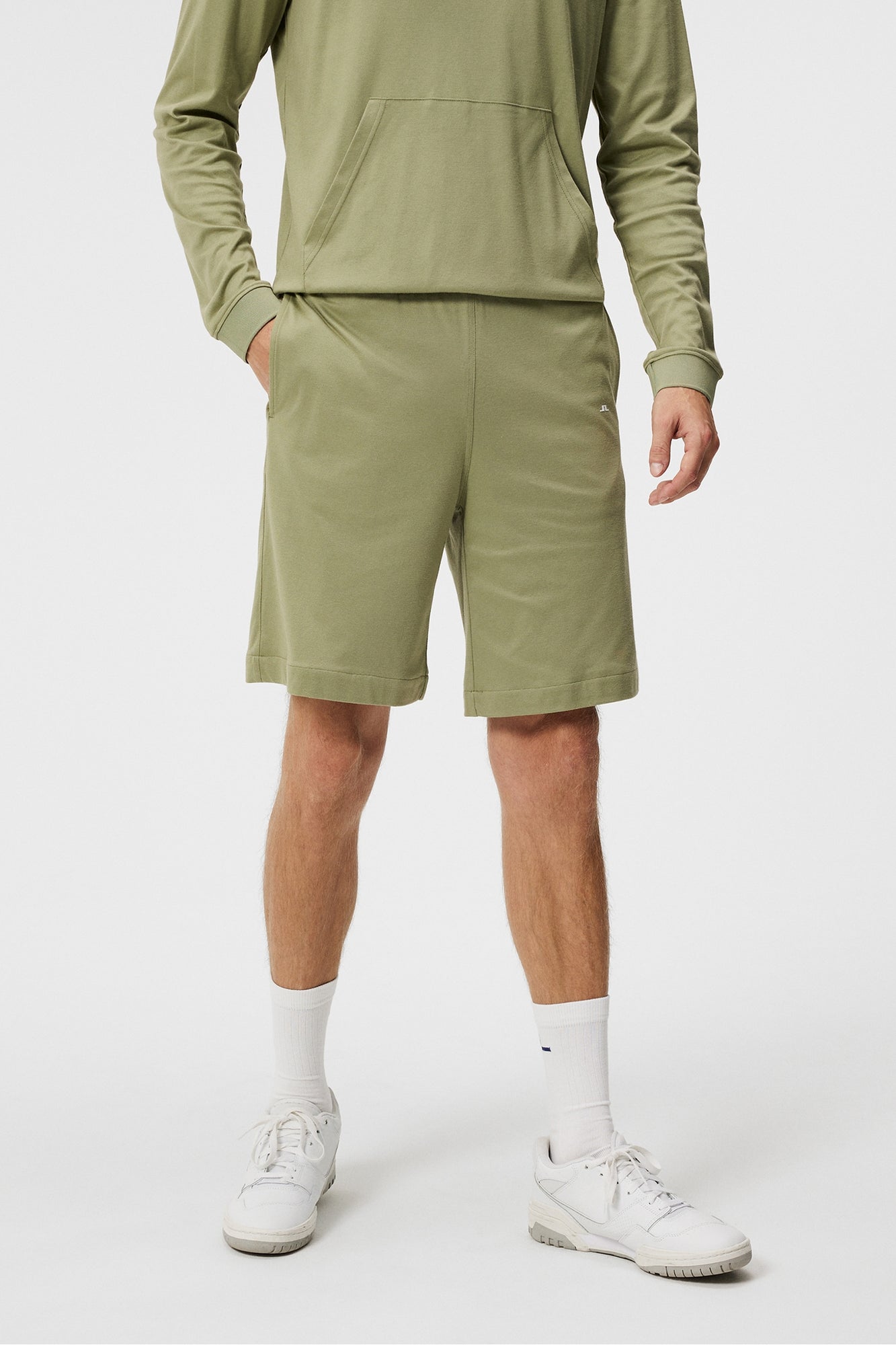 Men | Logo Shorts | Oil Green