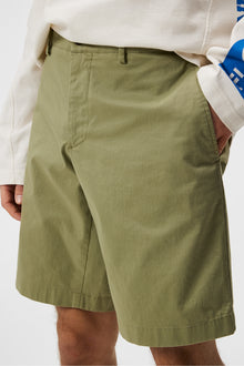 Men | Nathan Cloud Satin Shorts | Oil Green