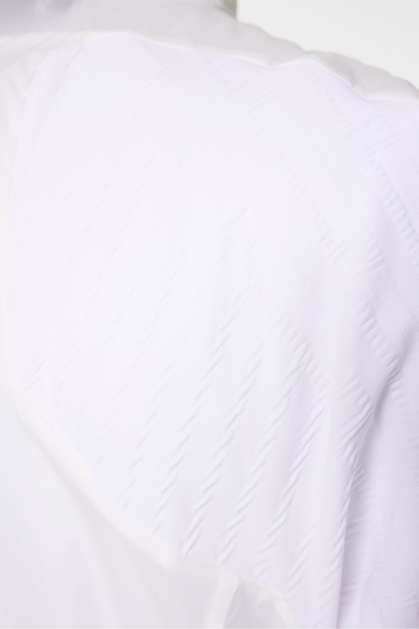 Men | Orson 3D Knit Wind Jacket | White