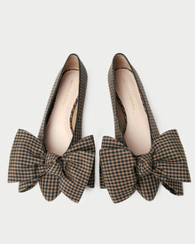 Color: Brown/Black Check