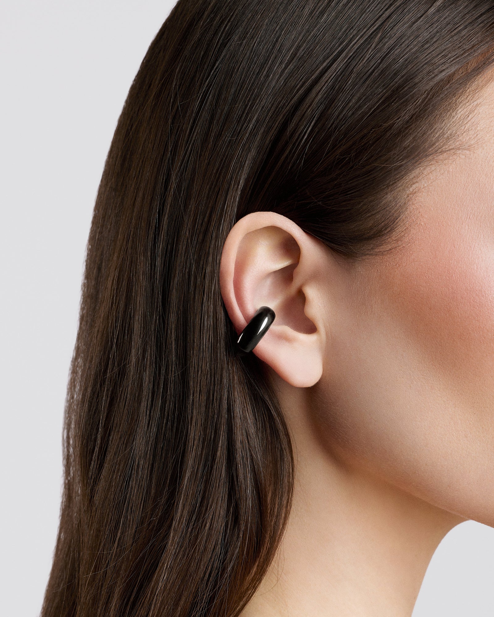 Natasha Ear Cuff earring - close-up detail | 18k gold earrings