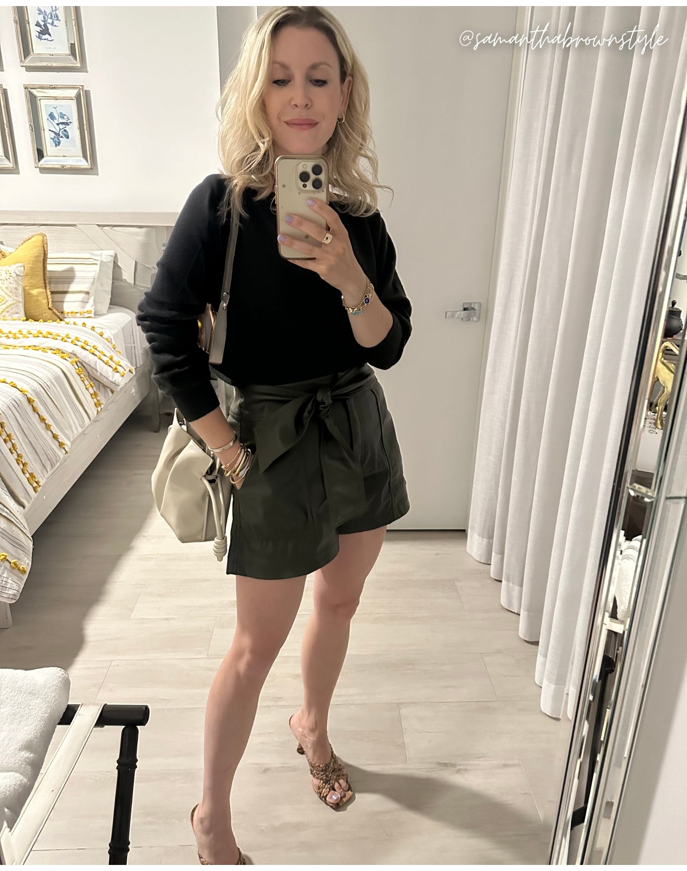 Nomad1942 | Women | Mulberry Sweater | Olive