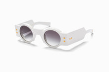 Unisex | Olivier Sunglass | White - Gold | Dark Grey Gradient
