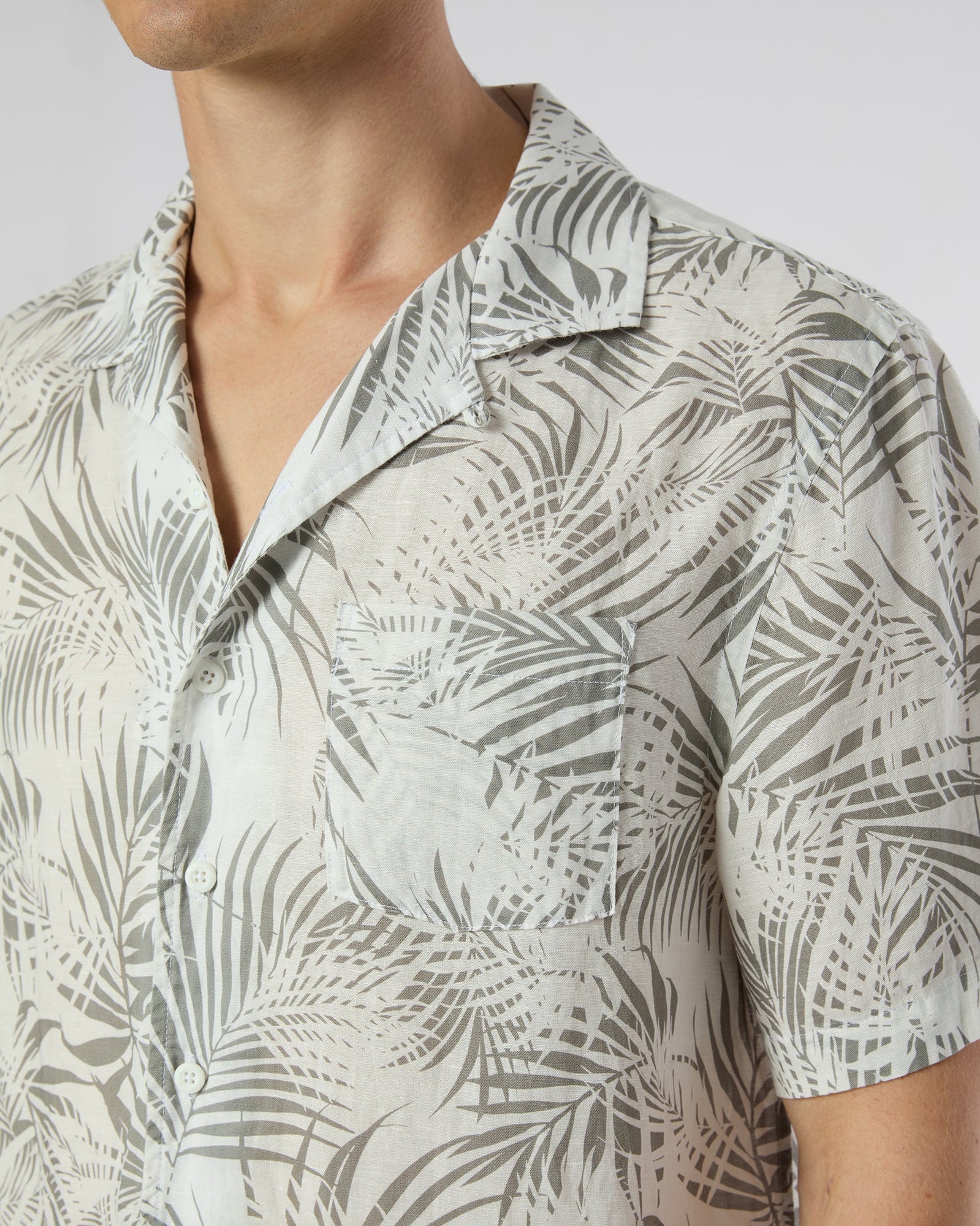 Mens | Air Linen Convertible Vacation Shirt | White/Light Olive