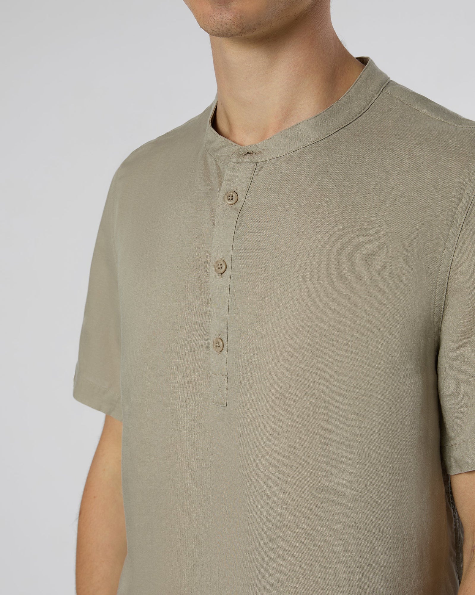 Mens | Linen Home Short Sleeve Henley Shirt | Cashew