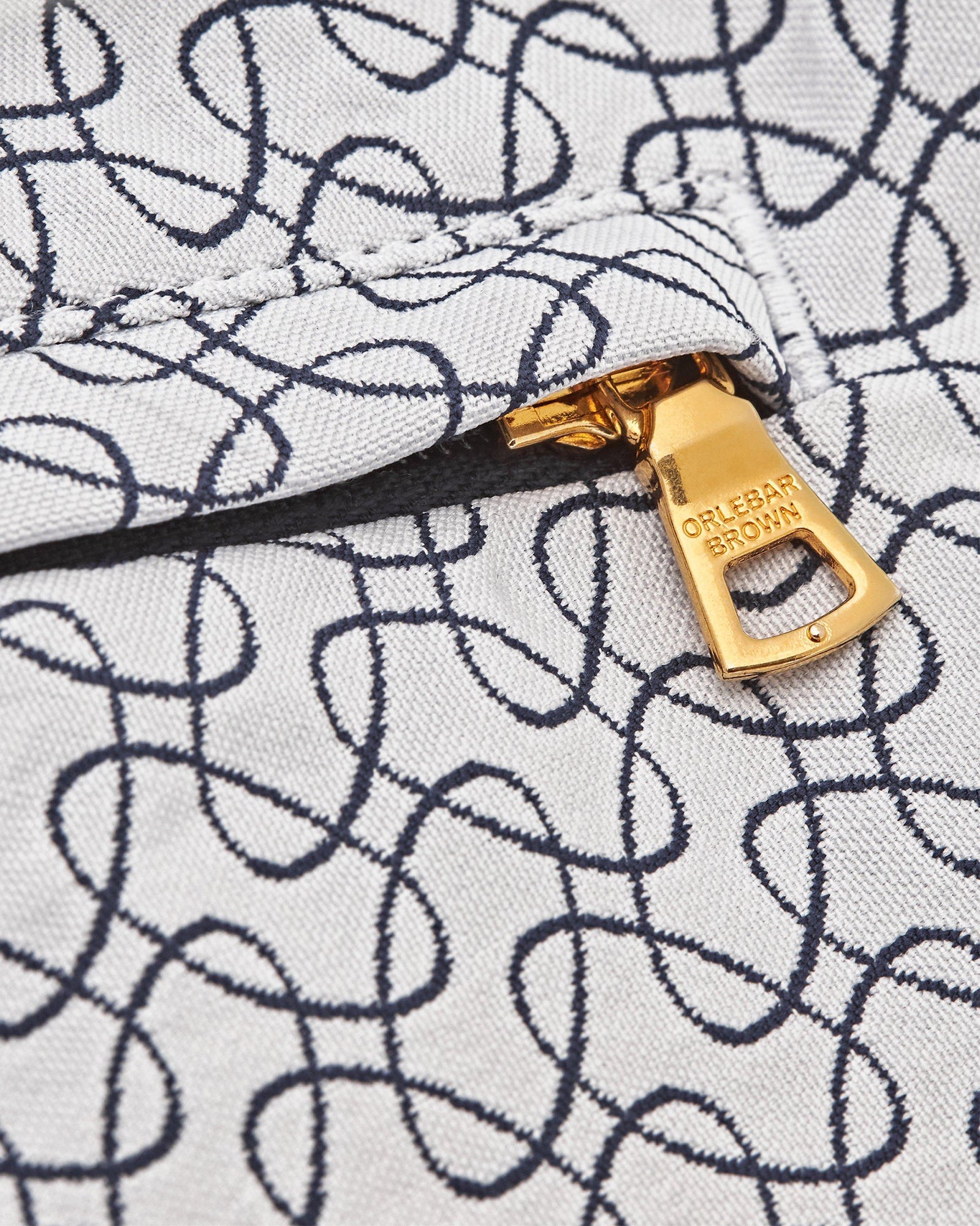 Bulldog White Sand/Night Iris Geometric Orb Jacquard Mid-Length Swim Shorts | White Sand/Night Iris