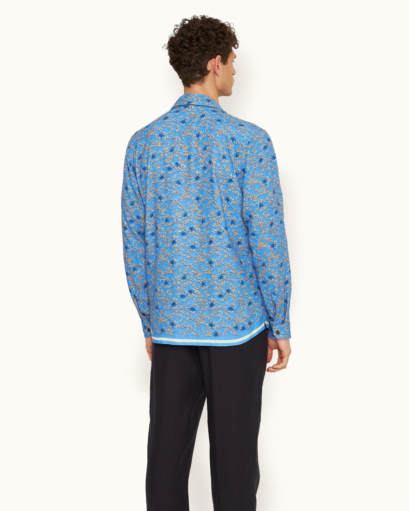 Ridley Wonder Full Print Classic Collar Relaxed Fit Overhead Shirt in Springfield Blue | Springfield Blue