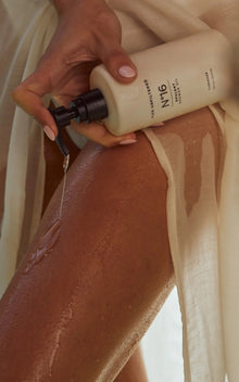 Dripping In Opulence Shower Oil - + LUX UNFILTERED