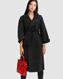 Oversized-wool-coat-black-bag_2da93bd3-2e43-48f6-8af9-bb1413c0d9c2.jpg