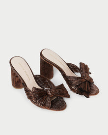 Color: Mocha