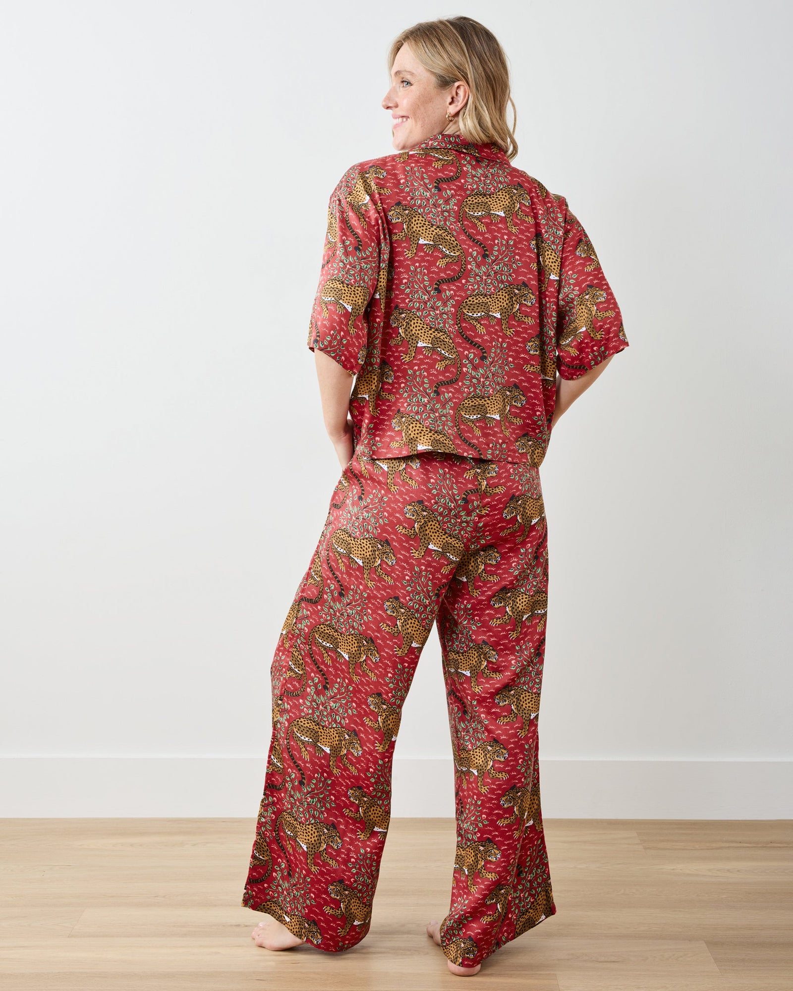 Bagheera - Eco Satin Wildest Dreams Set - Scarlet - Printfresh