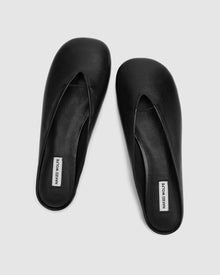 Womens | Pippa Leather Flat | Black