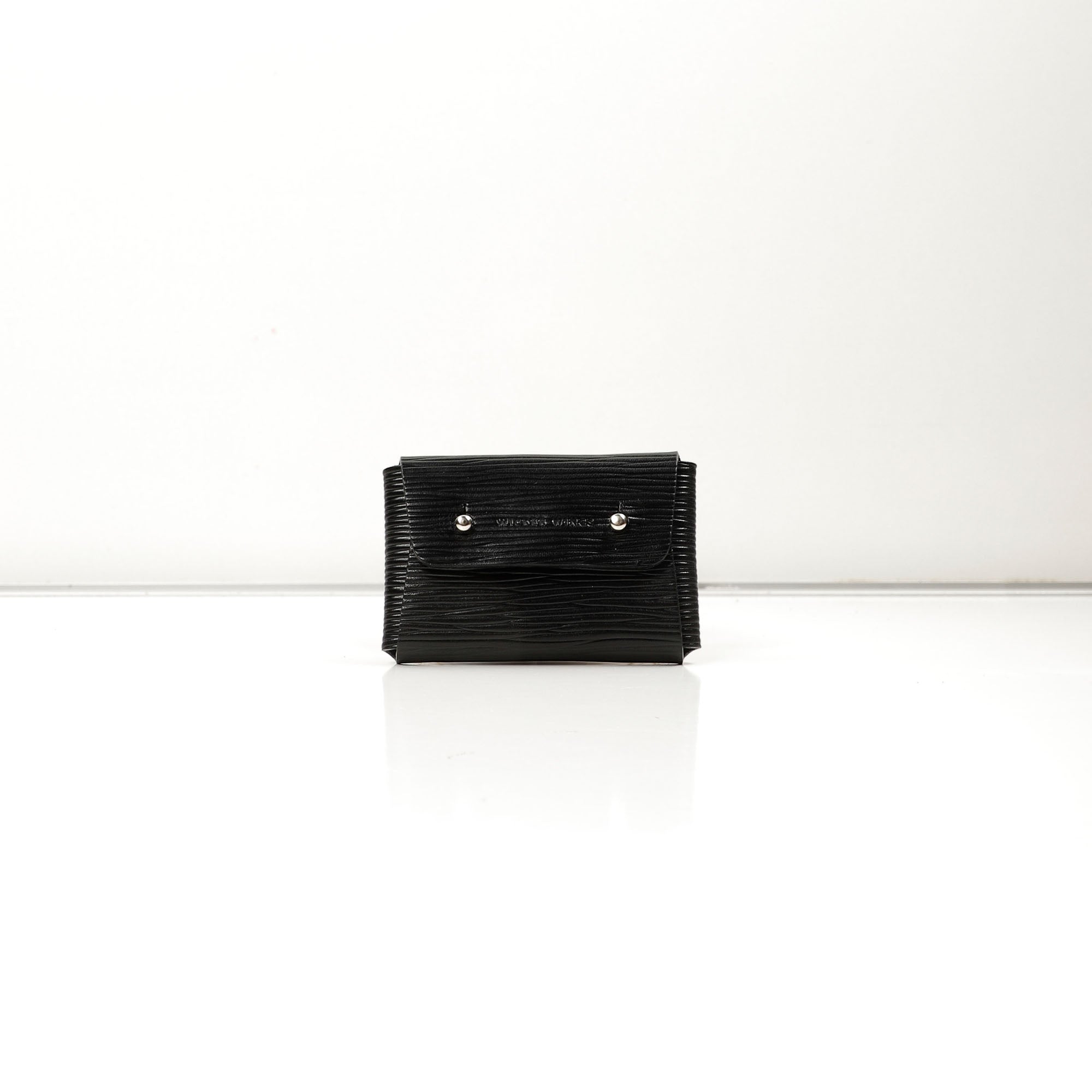 Wavy Kuai Small Pouch | Black