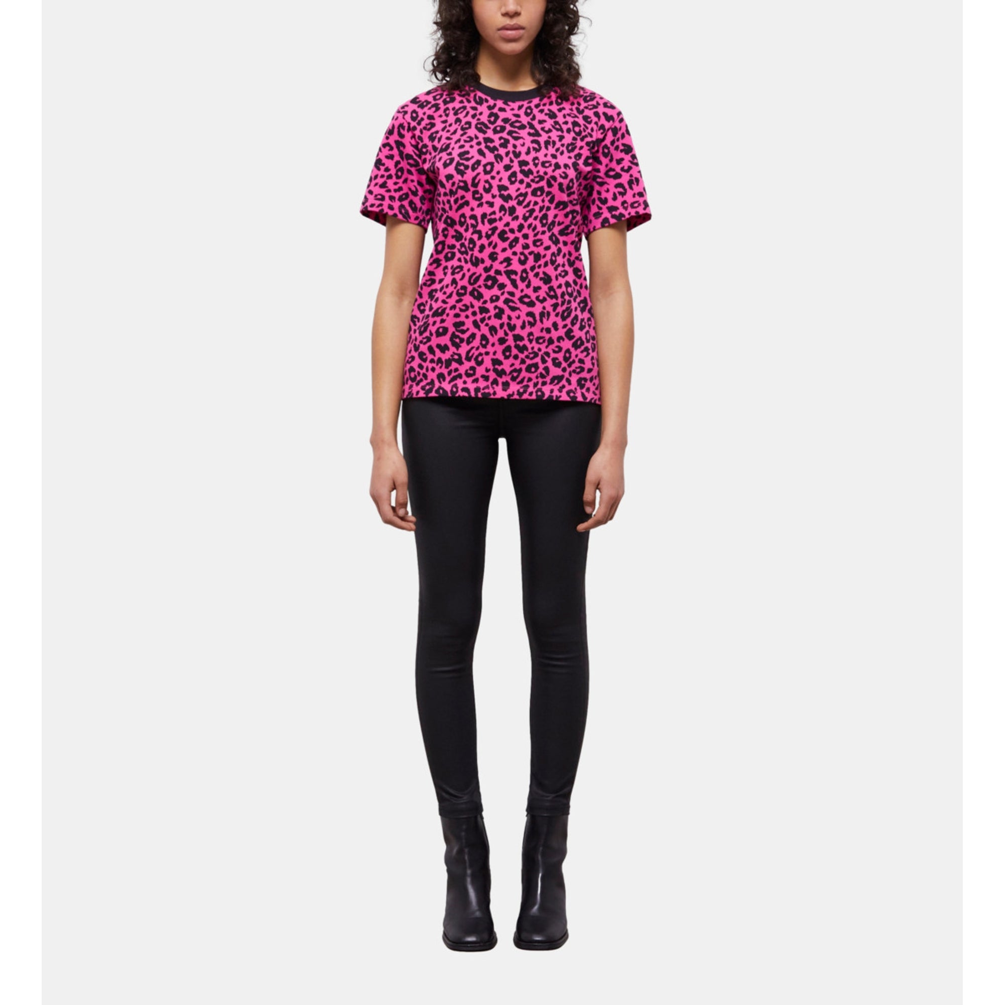 Printed T-Shirt | Women | Black x Pink