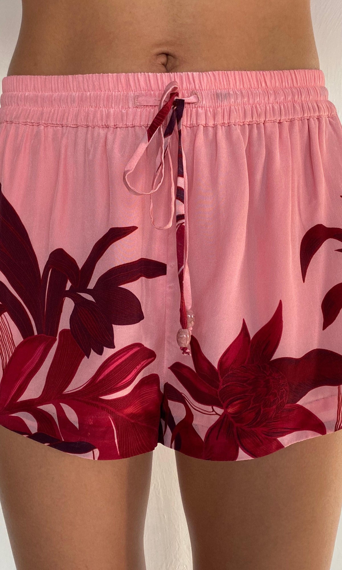 Rococo Sand | Eve Viscose Natural Crepe Shorts | Pink Burgundy