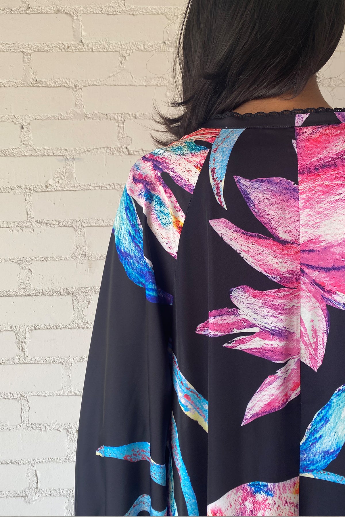 Margo Cape | Black/Multi